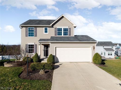 2664 Day Lilly Ln, Medina, OH, 44256-6976 | Card Image