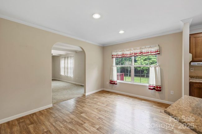 Breakfast nook | Image 6