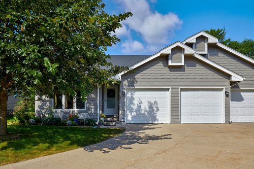 4532 71st St, Urbandale, IA, 50322-1840 | Card Image