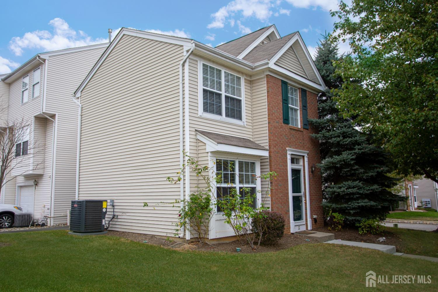 Puchala Dr, Parlin, NJ 08859