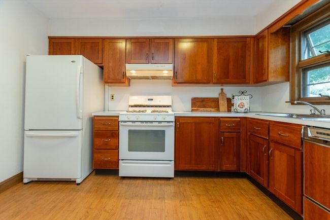 504 Mount Auburn St, House other with 3 bedrooms, 2 bathrooms and null parking in Watertown MA | Image 16