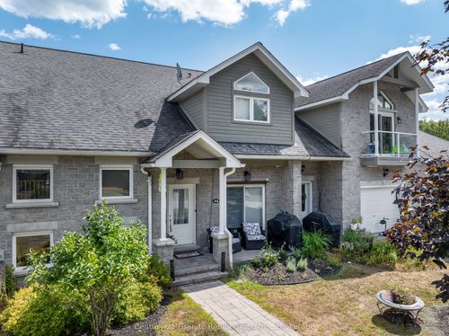 44 Webb Cir, Haliburton, ON, K0M1S0 | Card Image