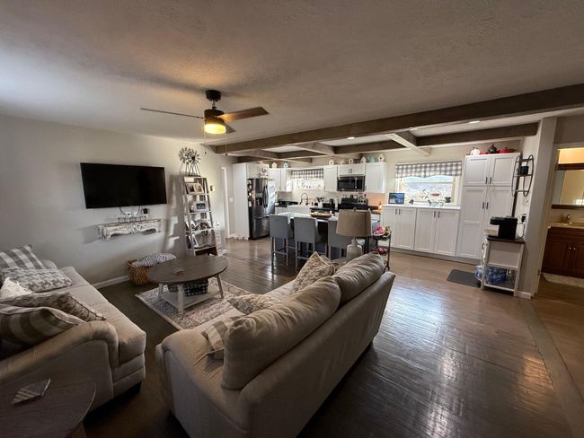 106 Walnut Ln, House other with 3 bedrooms, 2 bathrooms and null parking in Gray KY | Image 5