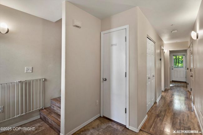 Entryway | Image 7