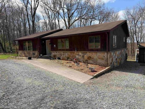 72 Torrey Dr, Buckhannon, WV, 26201-5132 | Card Image