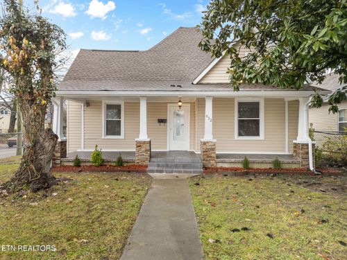 432 E Springdale Ave, Knoxville, TN, 37917-5033 | Card Image