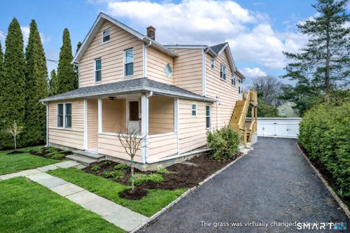 16 Raymond St, New Canaan, CT, 06840-5619 | Card Image