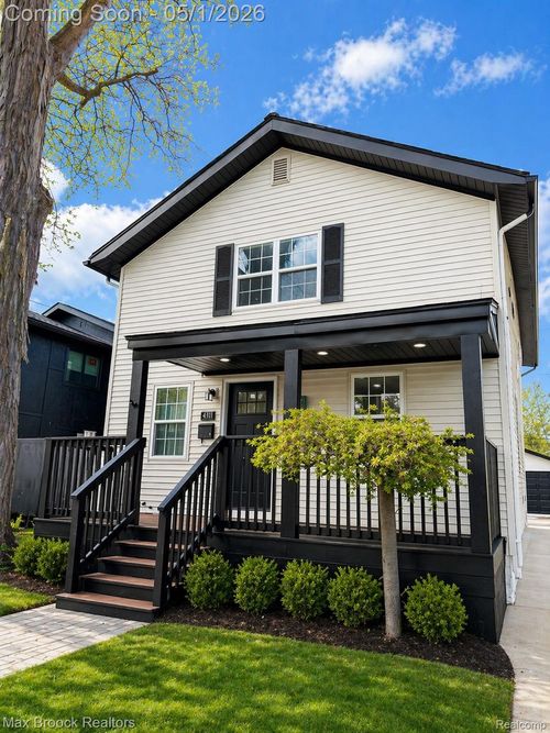 631 Humphrey Ave, Birmingham, MI, 48009-1720 | Card Image