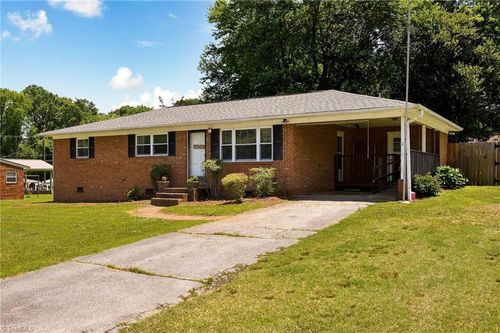 203 Gregg St, Archdale, NC, 27263-3301 | Card Image
