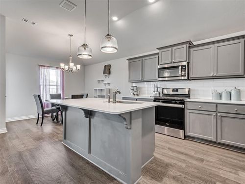333 Emmy Jean Drive, Blanchard, OK, 73010 | Card Image