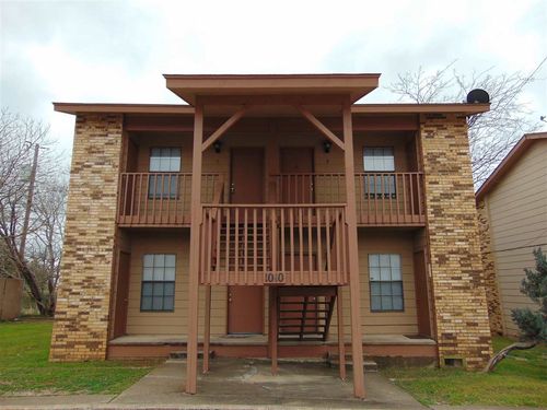 1014 9th St, Marble Falls, TX, 78654-5050 | Card Image
