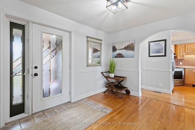 10 Henry Brown Crt, House other with 4 bedrooms, 2 bathrooms and 5 parking in Mallorytown ON | Image 18