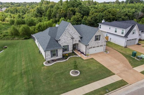 130 Laurel Wood Ln, Oakland, TN, 38060-3576 | Card Image