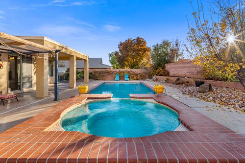 1587 N Liberty Greens Dr, Washington, UT, 84780-2357 | Card Image