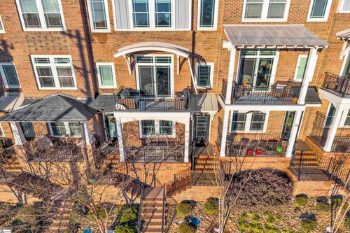 214 Gibbs St, Greenville, SC, 29601-1843 | Card Image