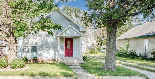 216 N Anita St, Potwin, KS, 67123-9668 | Card Image