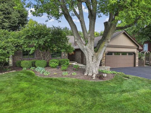 3408 James Way, Johnsburg, IL, 60051 | Card Image