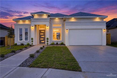 5213 N 42nd St, McAllen, TX, 78504-6891 | Card Image