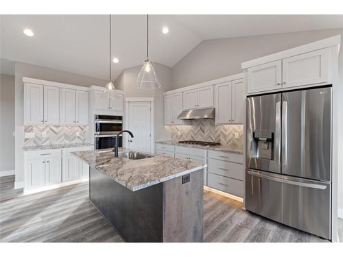 529 Chapman Hills Ct, HUDSON, WI, 54016 | Card Image