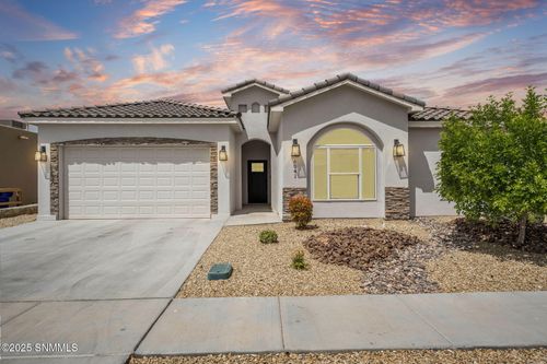 6041 Arosa St, Las Cruces, NM, 88012-7444 | Card Image