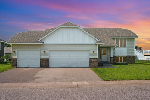 24236 Pierce Path Ne, East Bethel, MN, 55005-9318 | Card Image