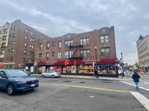 4-370 North Avenue, New Rochelle, NY, 10801 | Card Image
