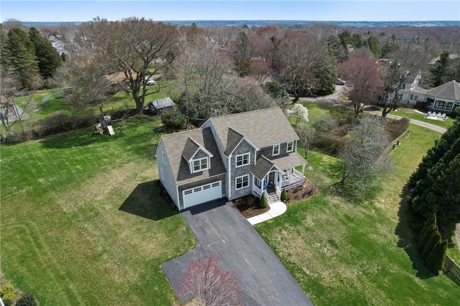 37 Island Dr, House other with 4 bedrooms, 3 bathrooms and 6 parking in Middletown RI | Image 29