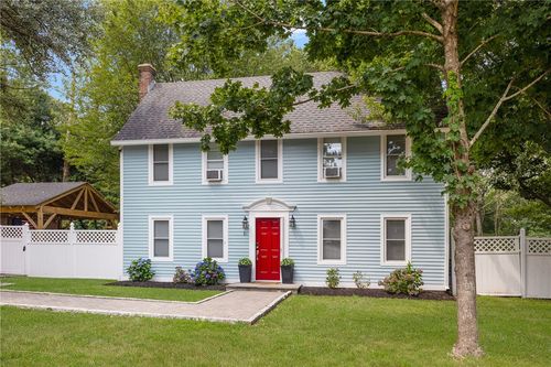29 Canterbury Dr, Bradford, RI, 02808-1303 | Card Image