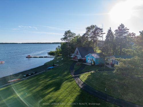 5608 Penetanguishene Rd, Elmvale, ON, L0L1P0 | Card Image