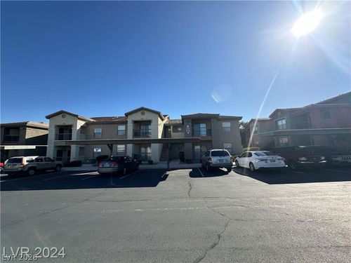2138-8000 Badura Ave, Las Vegas, NV, 89113-2105 | Card Image