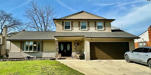 25880 Cherry Hill Rd, Dearborn Heights, MI, 48127-3743 | Card Image