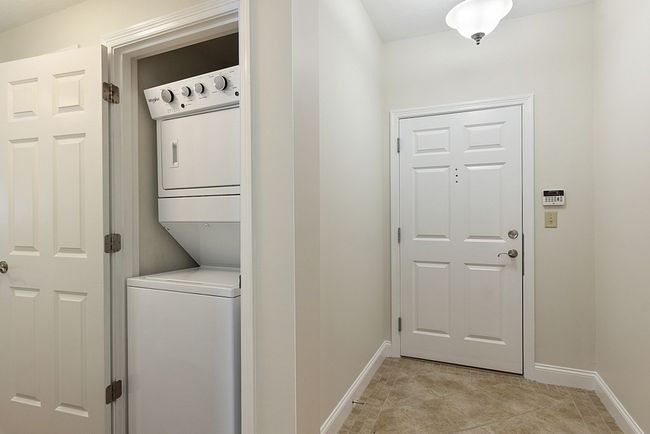 UNIT-13 - 295 Salem St, Condo with 2 bedrooms, 2 bathrooms and 1 parking in Woburn MA | Image 15