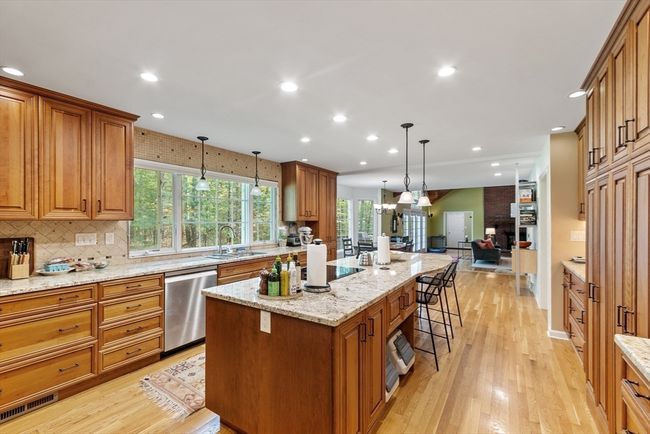 132 Ember Ln, House other with 4 bedrooms, 4 bathrooms and 4 parking in Carlisle MA | Image 14