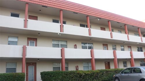 203-7891 Sunrise Lakes Drive, Sunrise, FL, 33322 | Card Image