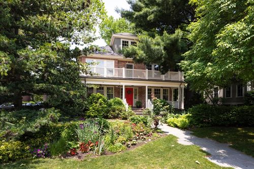 87 Greenough St, Brookline, MA, 02445-6152 | Card Image