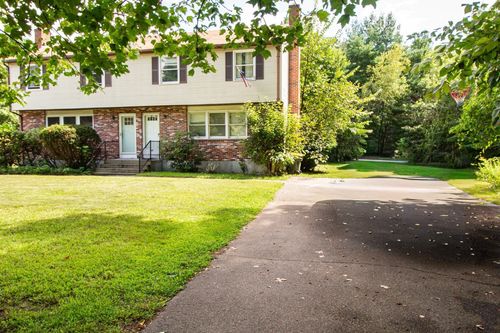 right-627 Pulaski Blvd, Bellingham, MA, 02019-2059 | Card Image