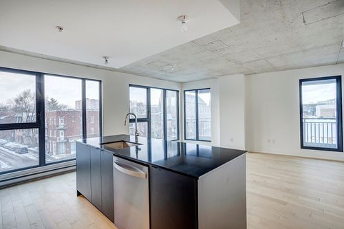 311-1220 Boul René-Lévesque E, Montréal, QC, H2L0J7 | Card Image