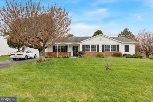 1150 Hereford Dr, Blue Bell, PA, 19422-1926 | Card Image