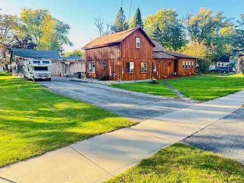 N5665 2nd Street, SHIOCTON, WI, 54170 | Card Image