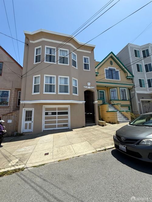 1370 20th Ave, San Francisco, CA, 94122-1708 | Card Image