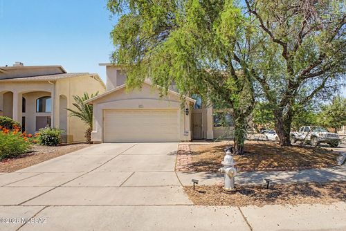 8891 S Desert Valley Way, Tucson, AZ, 85747 | Card Image