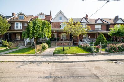 49 Millicent St, House other with 6 bedrooms, 4 bathrooms and 2 parking in Toronto ON | Image 1