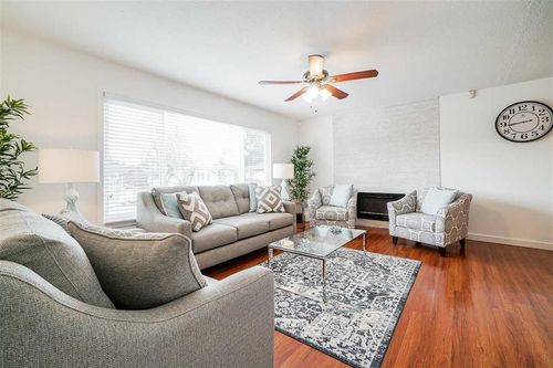 3174 Royal Crt, Abbotsford, BC, V2T4J6 | Card Image