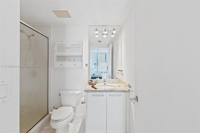 APT-3111 - 185 Sw 7 Th St, Condo with 3 bedrooms, 3 bathrooms and null parking in Miami FL | Image 26