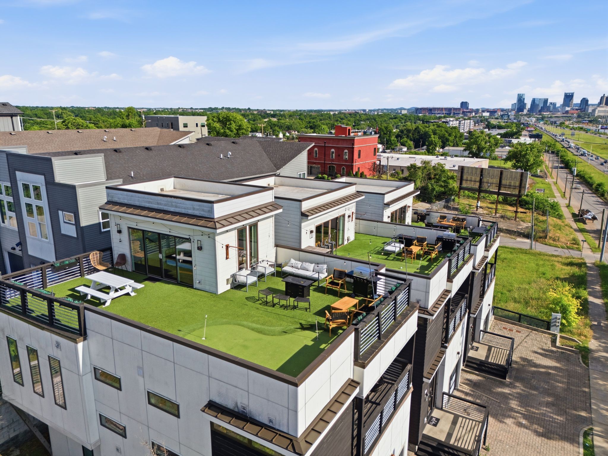 Commercial Sale in Nashville