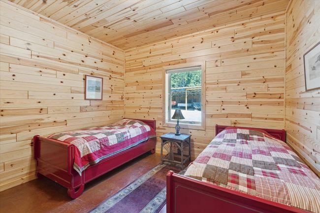 Bedroom #2 | Image 25