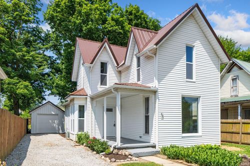 407 N Broadway St, Mentone, IN, 46539-7703 | Card Image