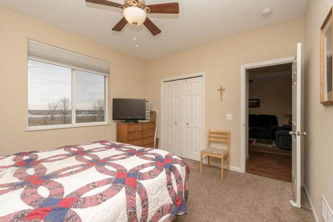 4129 Jarmann Ln, Townhouse with 3 bedrooms, 3 bathrooms and null parking in Shakopee MN | Image 12