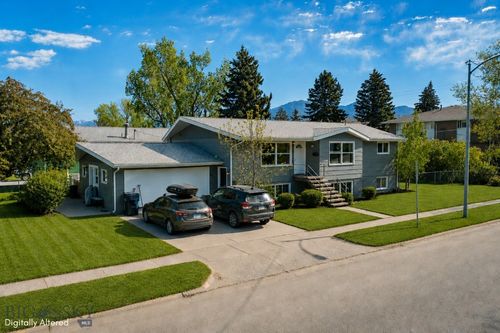 825-823-825 W Villard St, Bozeman, MT, 59715-3352 | Card Image