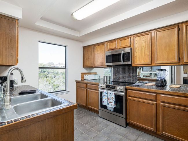 APT-251 - 8200 Neely Dr, Condo with 2 bedrooms, 1 bathrooms and 1 parking in Austin TX | Image 5